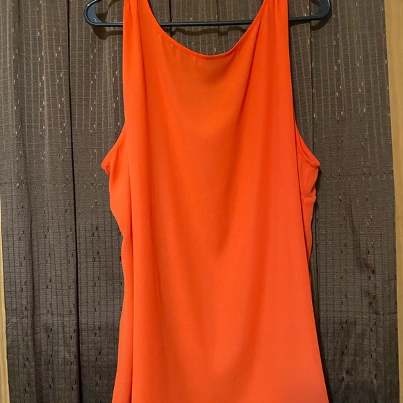 A Worthington 3X, orange, sleeveless, sheer top. - Picture 4 of 5